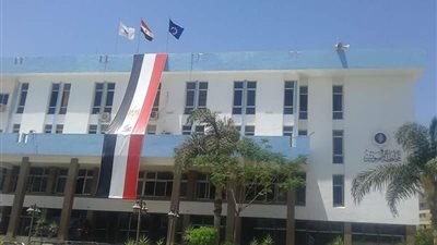 أخبار السويس اليوم.. ضبط مقاول نصب على مواطنين وإصابة 9 أشخاص بحادثين