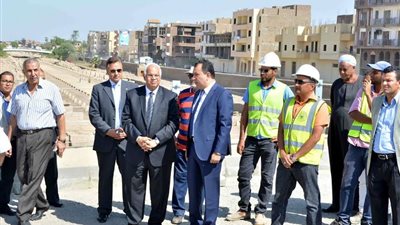 وزير النقل من الأقصر: افتتاح كوبري 