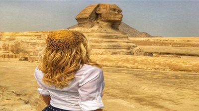 مدونة سياحة شهيرة: سافرت إلى مصر وحدي وكانت آمنة 