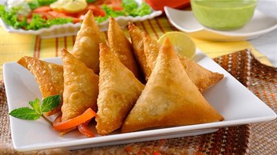 طريقة عمل السمبوسة بالدجاج