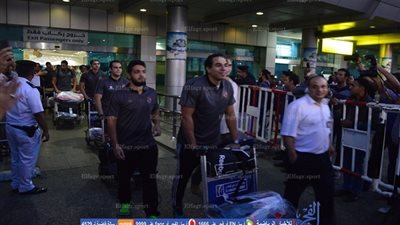 وصول بعثة كرة اليد بالأهلي بعد الفوز ببطولة إفريقيا بكاميرا الفجر الرياضي
