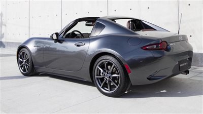 مازدا MX-5 RF متوفرة للطلب بسعر جيد  