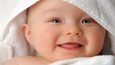 تعرفي على طرق العناية بطفلك حديث الولادة