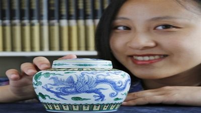 تحفة خزفية مُهملة تجلب ثروة مفاجئة لصاحبها! (صور)