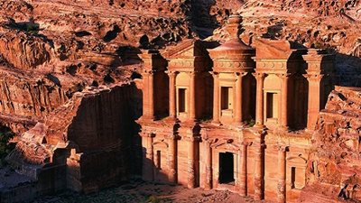 البتراء.. المدينة الوردية