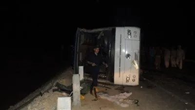 مصرع 3 أشخاص وإصابة 7 آخرين في انقلاب أتوبيس أعلى دائري المريوطية