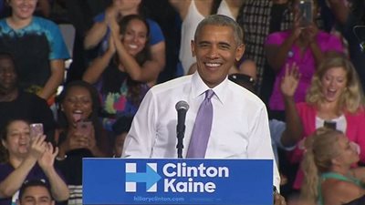 أوباما: شعري أصبح أبيض لأني فعلت الكثير لأمريكا 