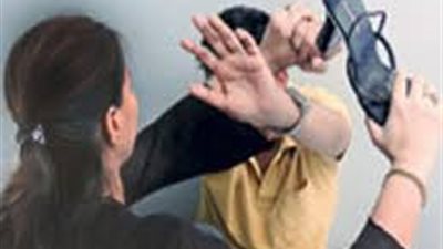 استشاري طب نفسي: المرأة المصرية الأولى عالميًا في ضرب الأزواج