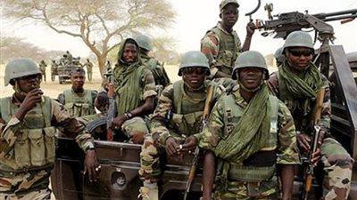 مقتل وإصابة 9 من الجيش النيجيري في هجوم شنه مسلحو جماعة 