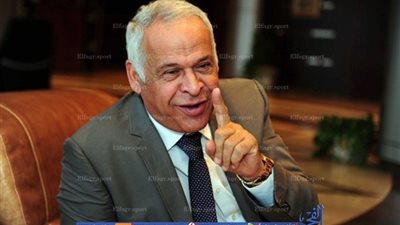 الزمالك يؤجل حسم المدرب الجديد بسبب فرج عامر