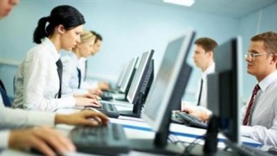 دراسة: الجلوس لفترة طويلة يسبب أمراض القلب