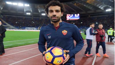 صلاح ينافس نفسه على لقب الأفضل فى روما (صورة)