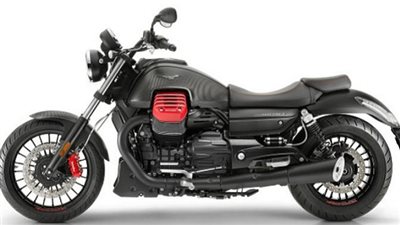 موتو جوزي تطلق دراجتها النارية 