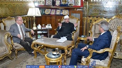 وزير الأوقاف يطالب بتضافر الجهود لإعادة الشخصية المصرية الإيجابية 