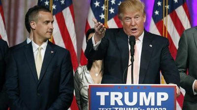 بعد فوزه برئاسة أمريكا.. مواطنون يتجهون لمقر حملة ترامب للمطالبة برحيله