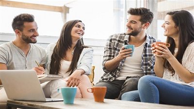 الجنسنغ والفيتامينات لتعزيز الحيوية والطاقة لدى الشباب