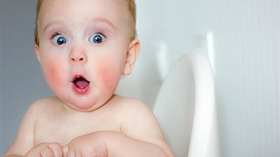 تحذير من إزالة الطبقة الدهنية بجلد حديث الولادة!    