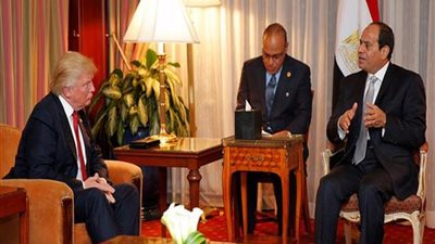 محلل صهيوني: لهذ السبب كان السيسي أول المهنئين لترمب