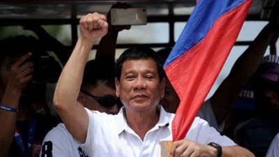 الرئيس الفلبيني: أنا وترامب نتشارك الكلمات البذيئة