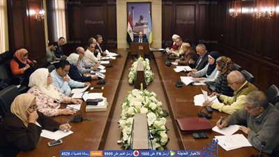 محافظ الإسكندرية: الحد من نسبة المواليد هام والزيادة السكنية عبئ على الإفتصاد المصري (صور)