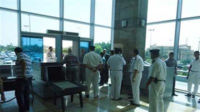 استنفار أمني بمطار القاهرة تزامنًا مع دعوات التظاهر اليوم