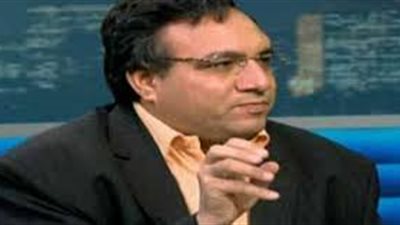 عمار علي حسن: السيسي أمامه ثلاثة مسارات في الفترة المتبقية من حكمه