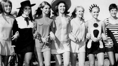 زمن الفساتين الجميل.. وبهجة المدينة