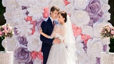 أحدث الأفكار لتنسيق الزهور في حفلات زفاف 2016‎ (صور)