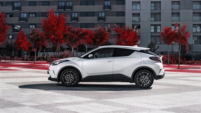 تويوتا تزيح الستار عن سيارتها الجديدة 