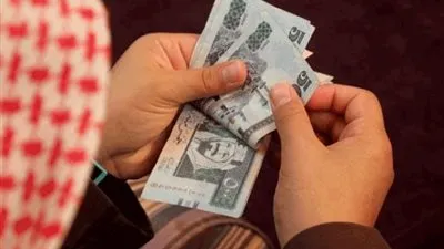 محتال يستولي على نصف مليار ريال ويطالب المتضررين بتعويض