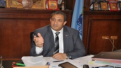 نائب محافظ القاهرة يتفقد حريق رمسيس