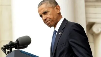 أوباما يطالب ترامب بالوقوف لروسيا