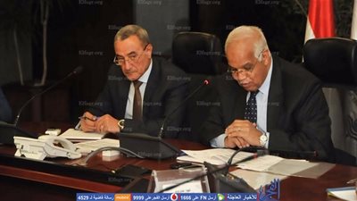 وزير النقل يبحث إزالة معوقات تشغيل خطوط ملاحية بترعه الإسماعيلية (صور) 