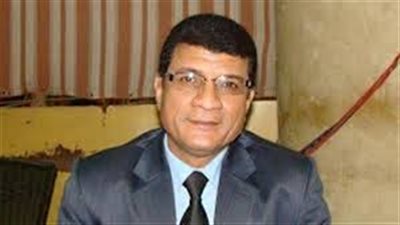 خبير اقتصادي: الحكومة أدمنت الاستيراد من الخارج