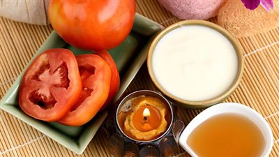 قناع الطماطم لإخفاء التجاعيد 