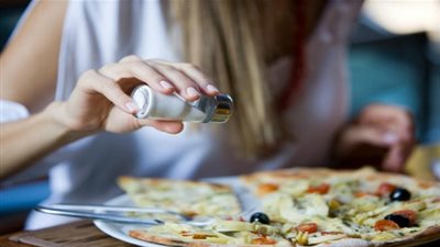 تحذير.. تناول الملح بكثرة يؤدي إلى تراجع قدراتك المعرفية