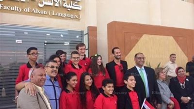 رئيس جامعة الفيوم يشارك في افتتاح كليه 