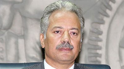 برلماني: الحكومة وضعت البرلمان أمام الأمر الواقع بحصولها على قرض 