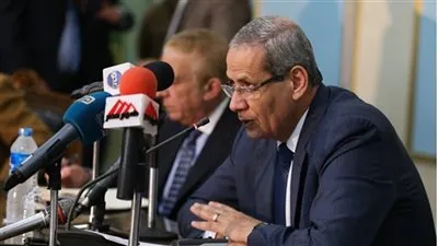 ولي أمر لوزير التعليم: الورقة الامتحانية تسبب عقدة نفسية للطلاب