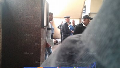 مصرع مواطن سقط أسفل عربات 