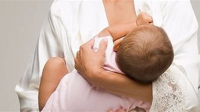 أحدث الأبحاث: الرضاعة الطبيعية تقلل ألم الأطفال عند تطعيمهم