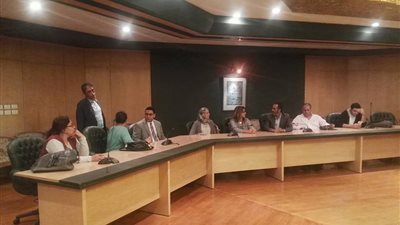 نقيب الصحفيين لوفد 