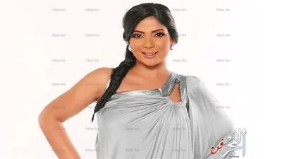 منى ذكي تتجه للإمارات بصحبة لي لي و سليم