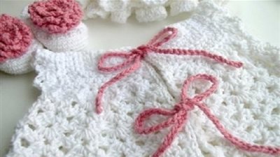 تشكيلة رائعة من فساتين الكروشية لطفلتك (صور)