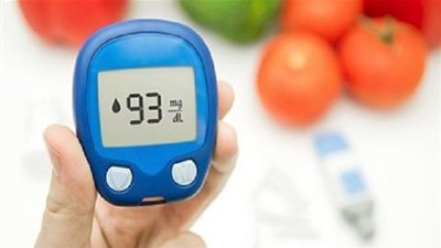 باحثون يبتكرون شريحة إلكترونية لتحليل قطرات العرق أثناء ممارسة التمارين!