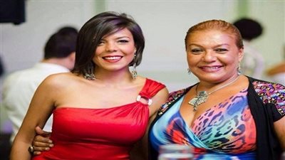 هكذا علقت والدة ناهد السباعي بعد فوزها بجائزة 