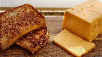 طريقة تحضير ساندويتش الجبن المشوي‏ اللذيذ