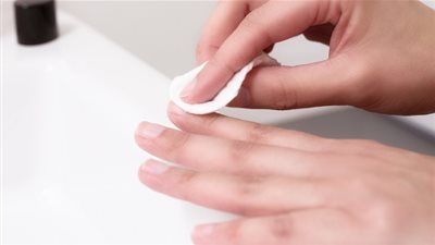 5 آثار جانبية لاستخدام الأسيتون