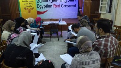 صندوق مكافحة الإدمان ينفذ سلسلة ورش عمل تدريبية في مصانع بورسعيد (صور)