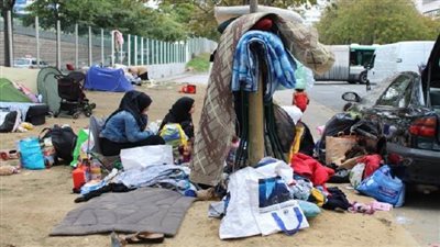 فرنسا تغري لاجئيها بالمال للعودة إلى أوطانهم